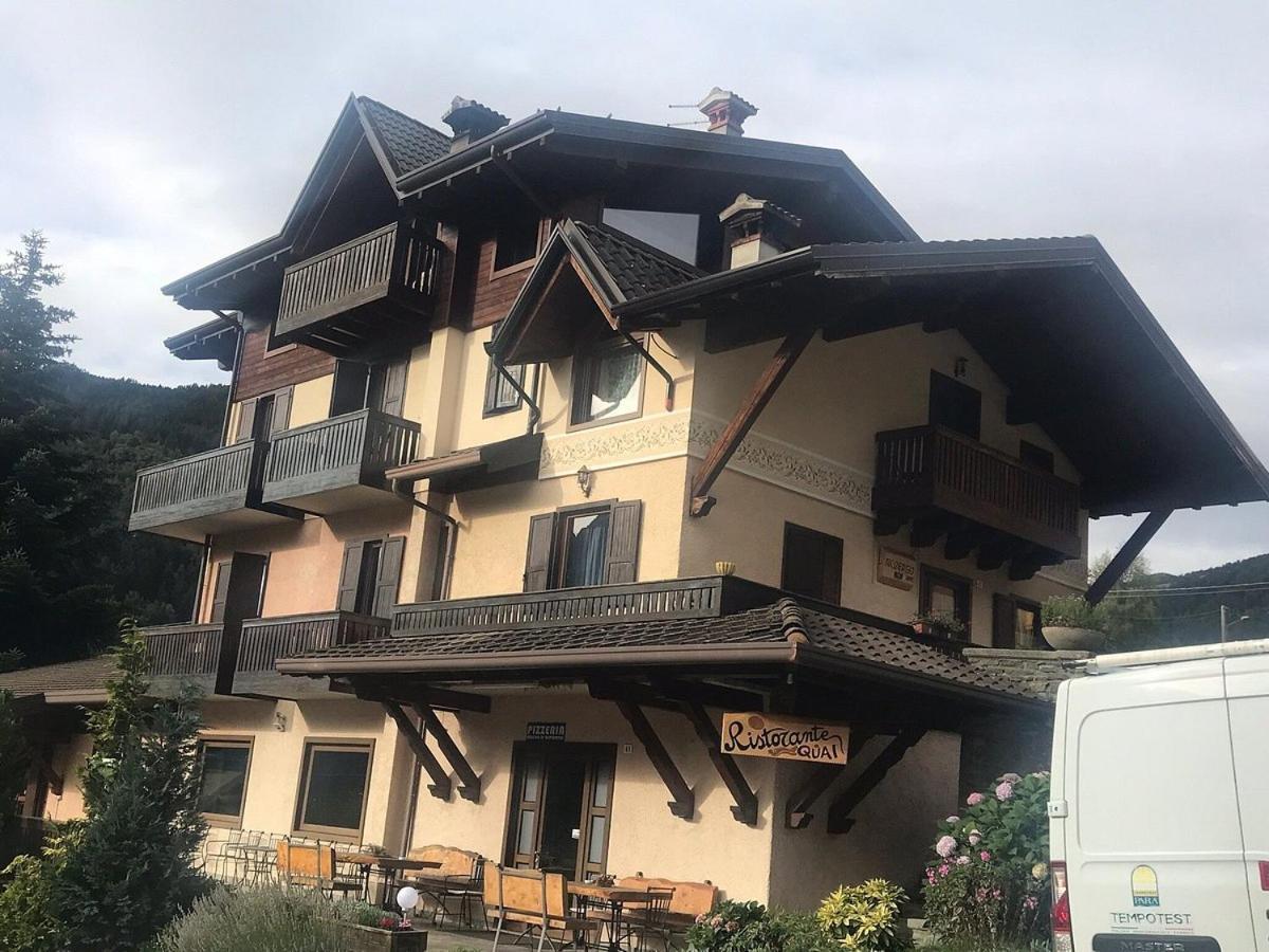 Albergo Quai Monno Eksteriør billede