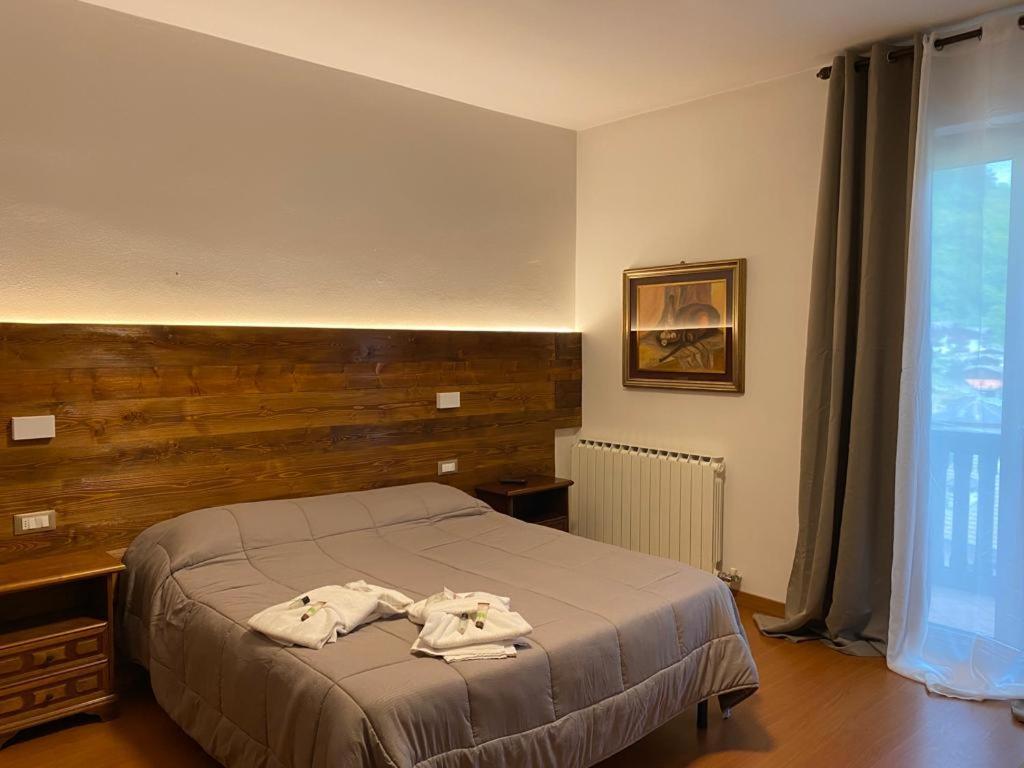 Albergo Quai Monno Eksteriør billede