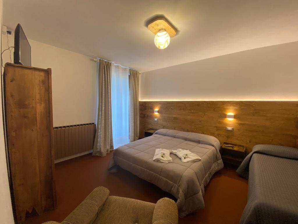 Albergo Quai Monno Eksteriør billede